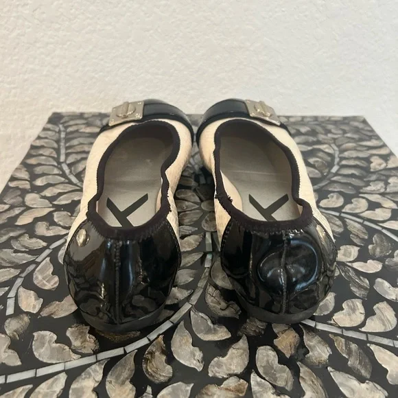 Anne Klein Sport Faux Snake Black Patent Leather Cap Toe Buckle Ballet Flat - Picture 4 of 5